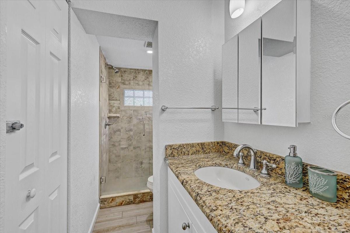 Image 32 of 47 For 2718 Boca Ciega Drive N