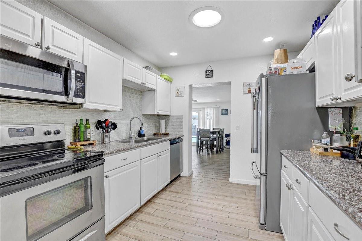 Image 8 of 47 For 2718 Boca Ciega Drive N