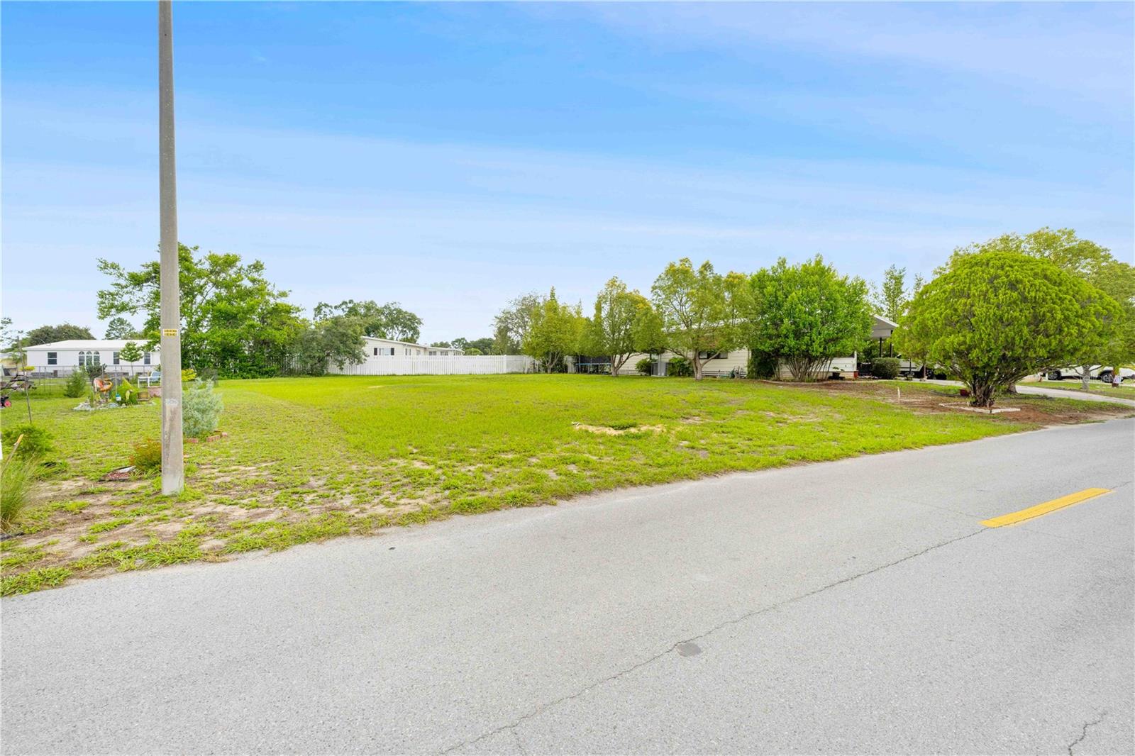 Listing photo id 1 for 00 Rialto Avenue