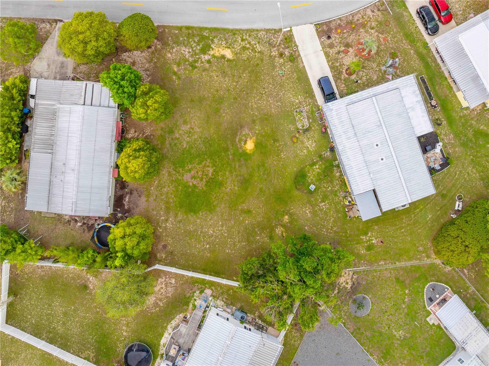 Listing photo id 5 for 00 Rialto Avenue