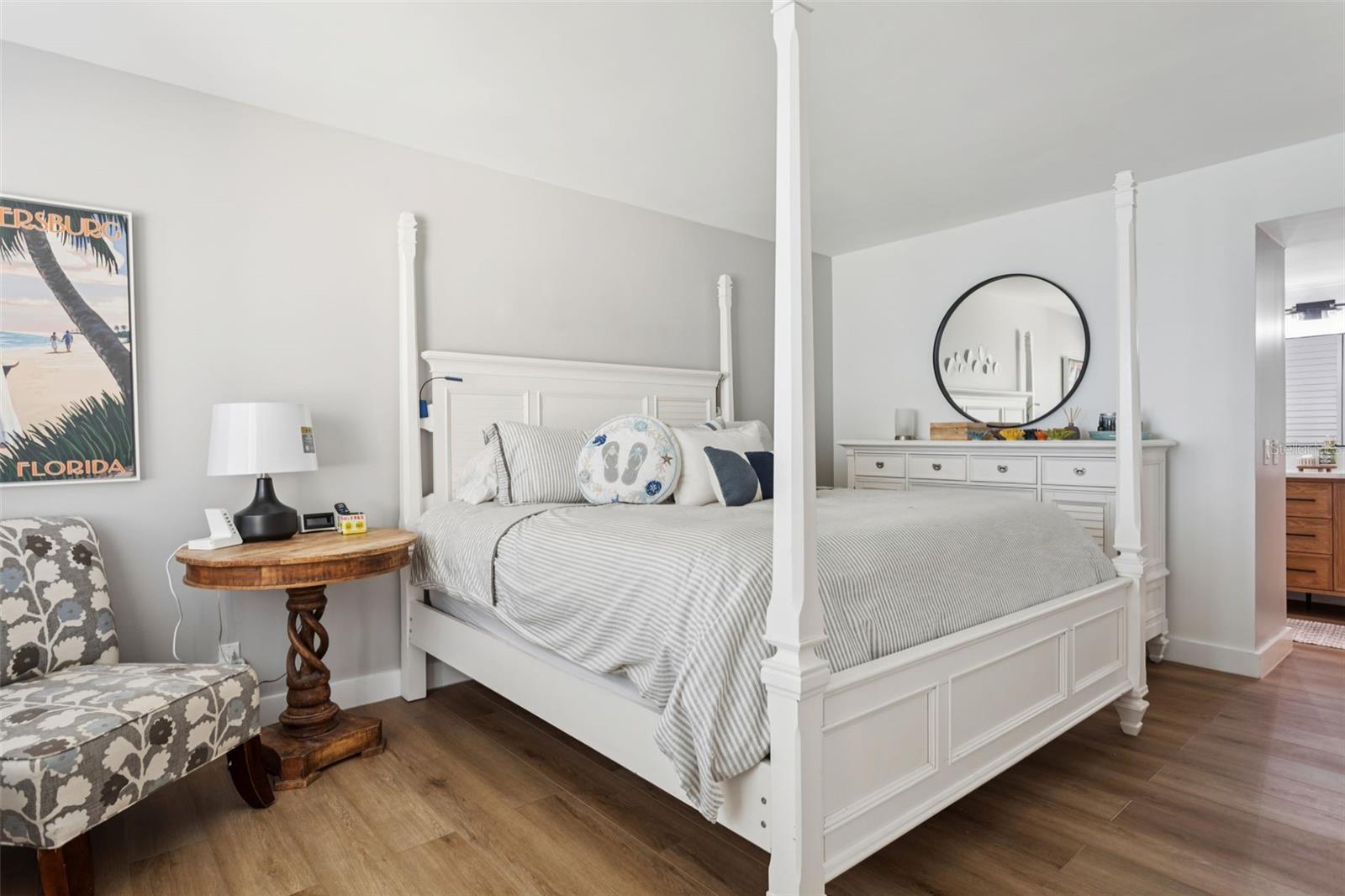 Image 15 of 27 For 5633 Puerta Del Sol Boulevard S 204