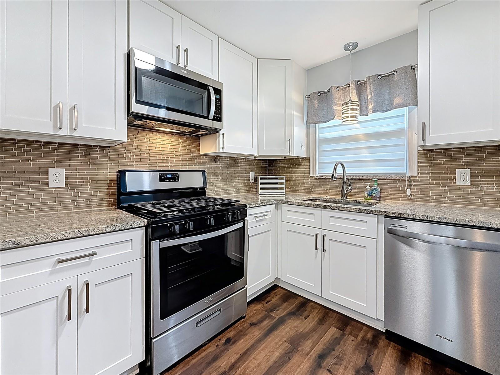 Image 12 of 96 For 5603 80th Street N 103