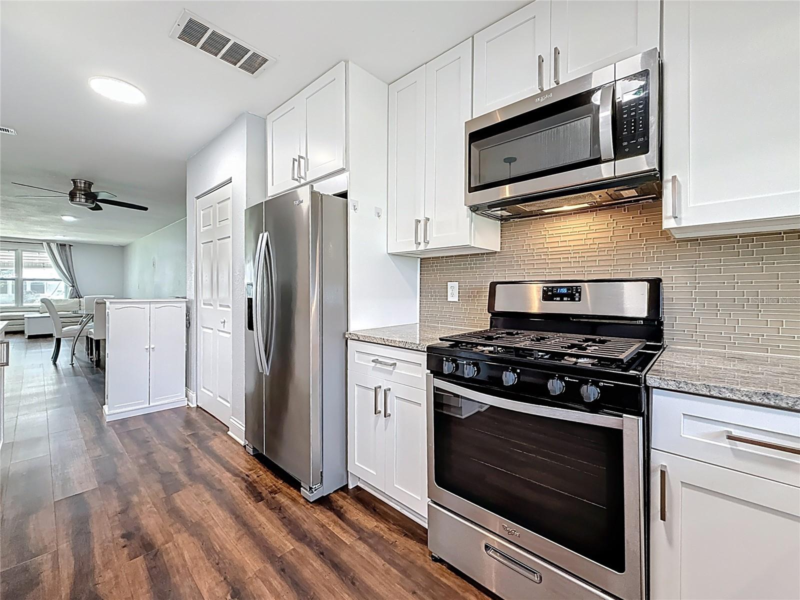 Image 13 of 96 For 5603 80th Street N 103