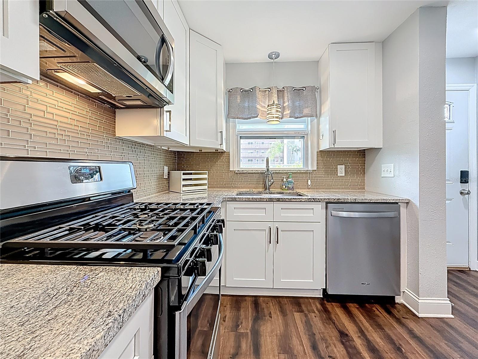 Image 14 of 96 For 5603 80th Street N 103