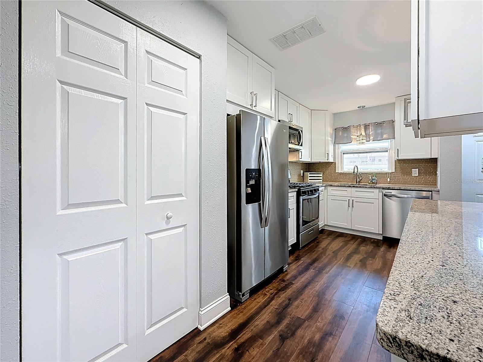 Image 15 of 96 For 5603 80th Street N 103