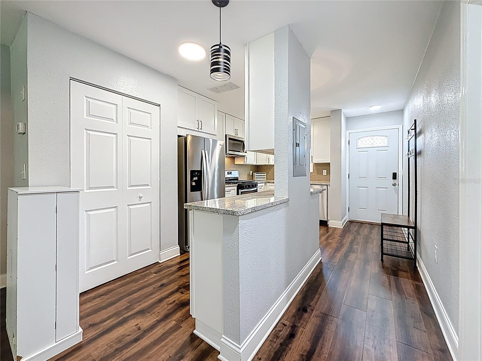 Image 5 of 96 For 5603 80th Street N 103