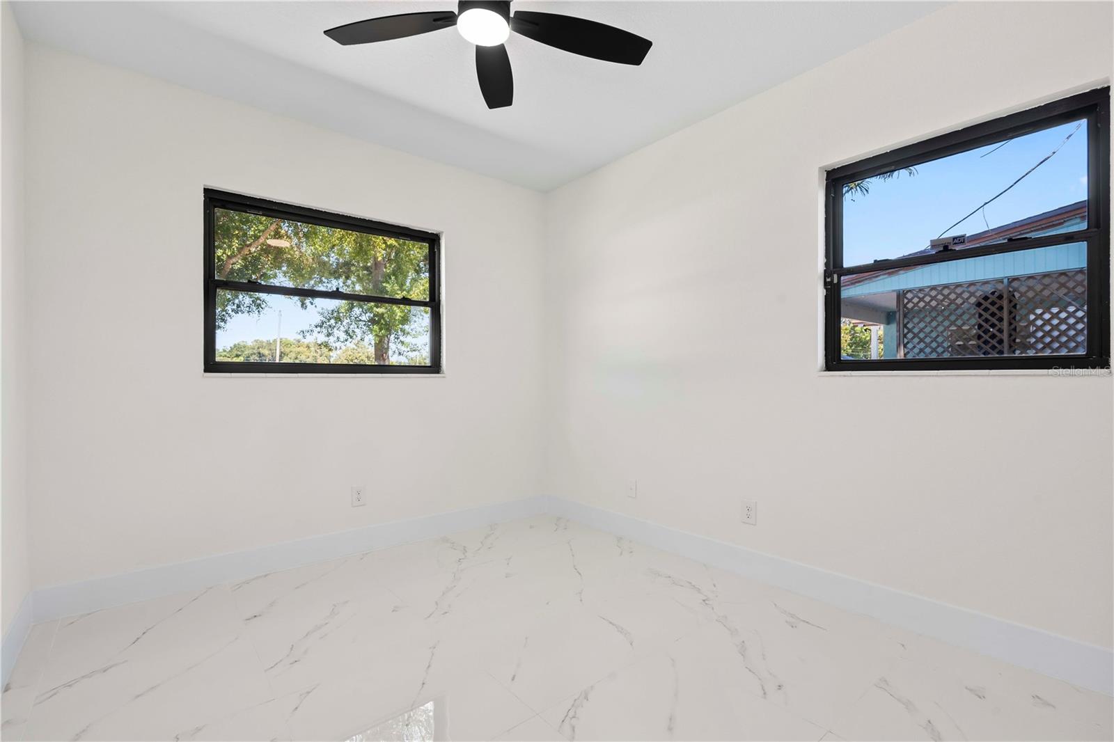 Image 28 of 39 For 8014 Comanche Avenue