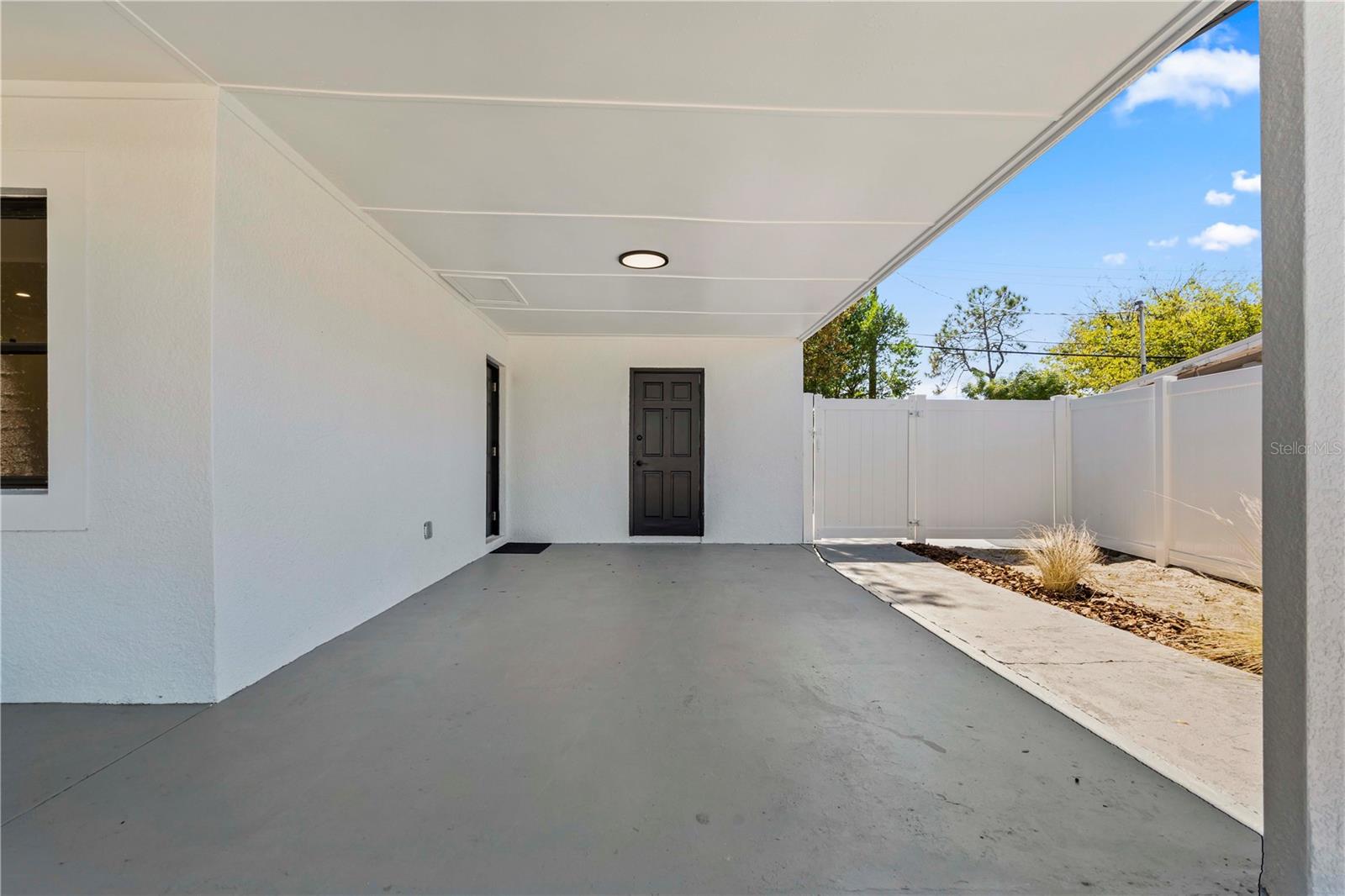 Image 5 of 39 For 8014 Comanche Avenue