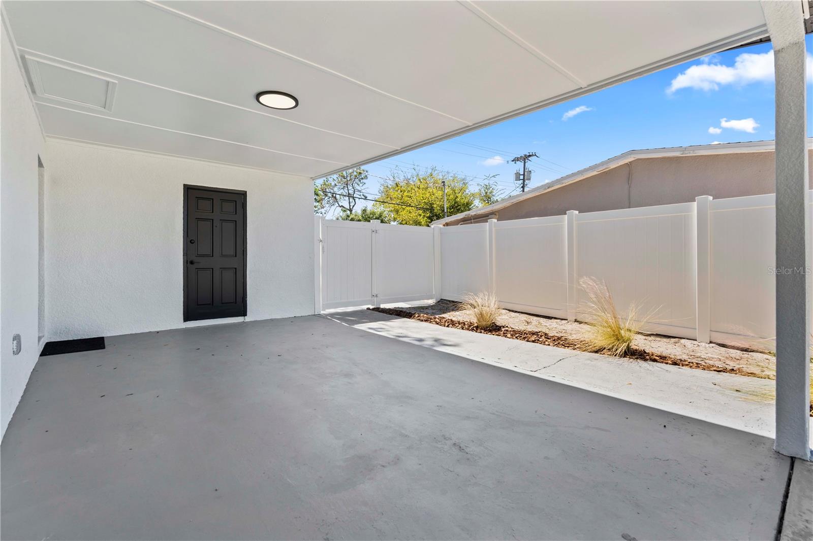 Image 6 of 39 For 8014 Comanche Avenue