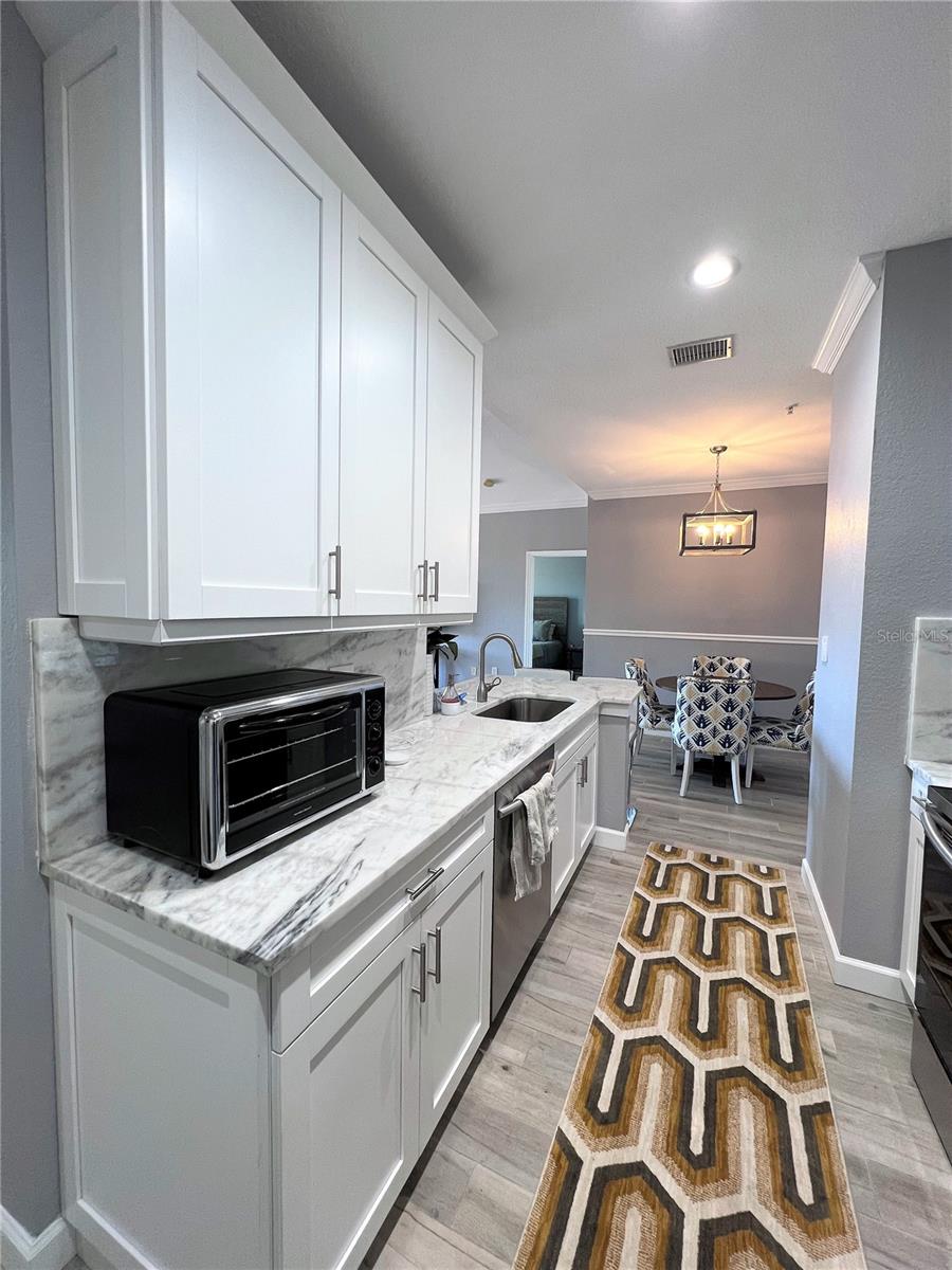 Image 6 of 23 For 5000 Culbreath Key Way 4-303