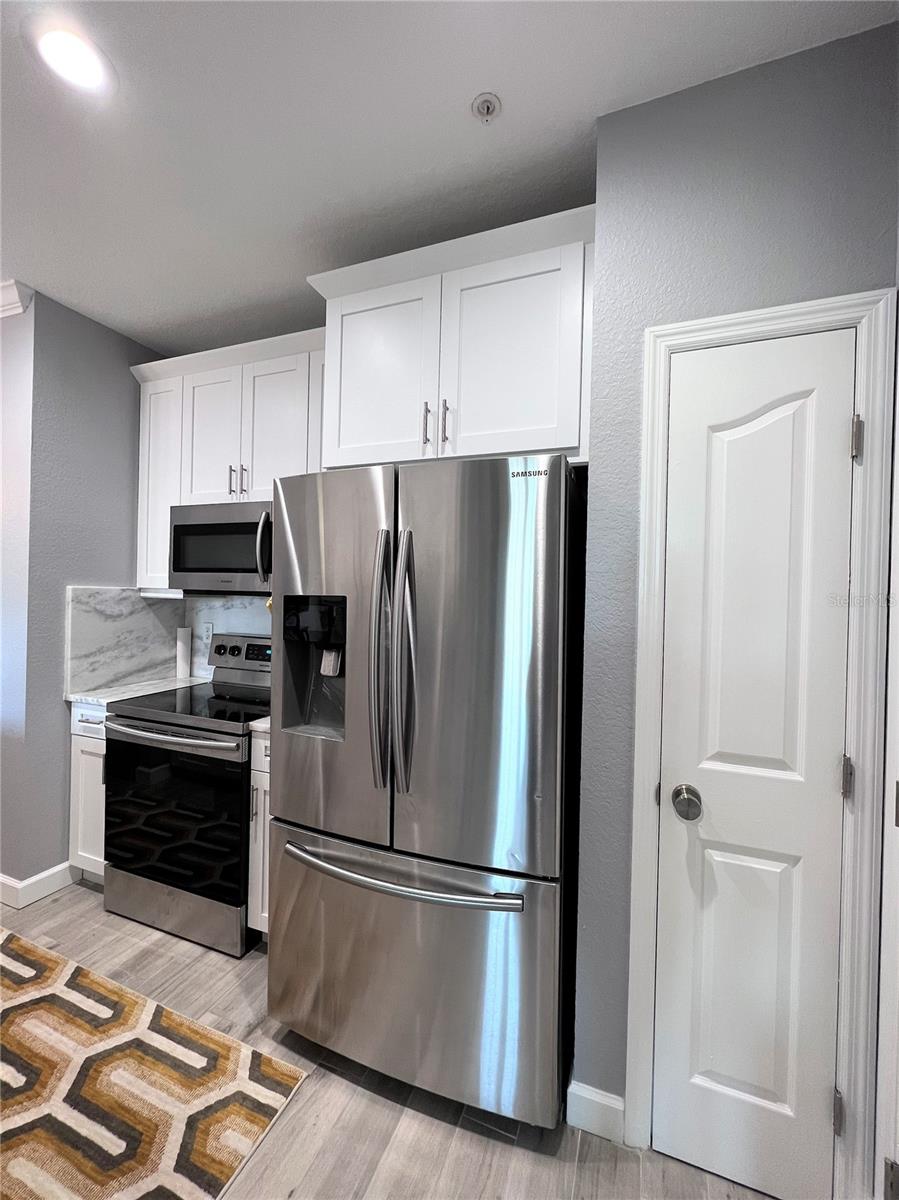 Image 7 of 23 For 5000 Culbreath Key Way 4-303