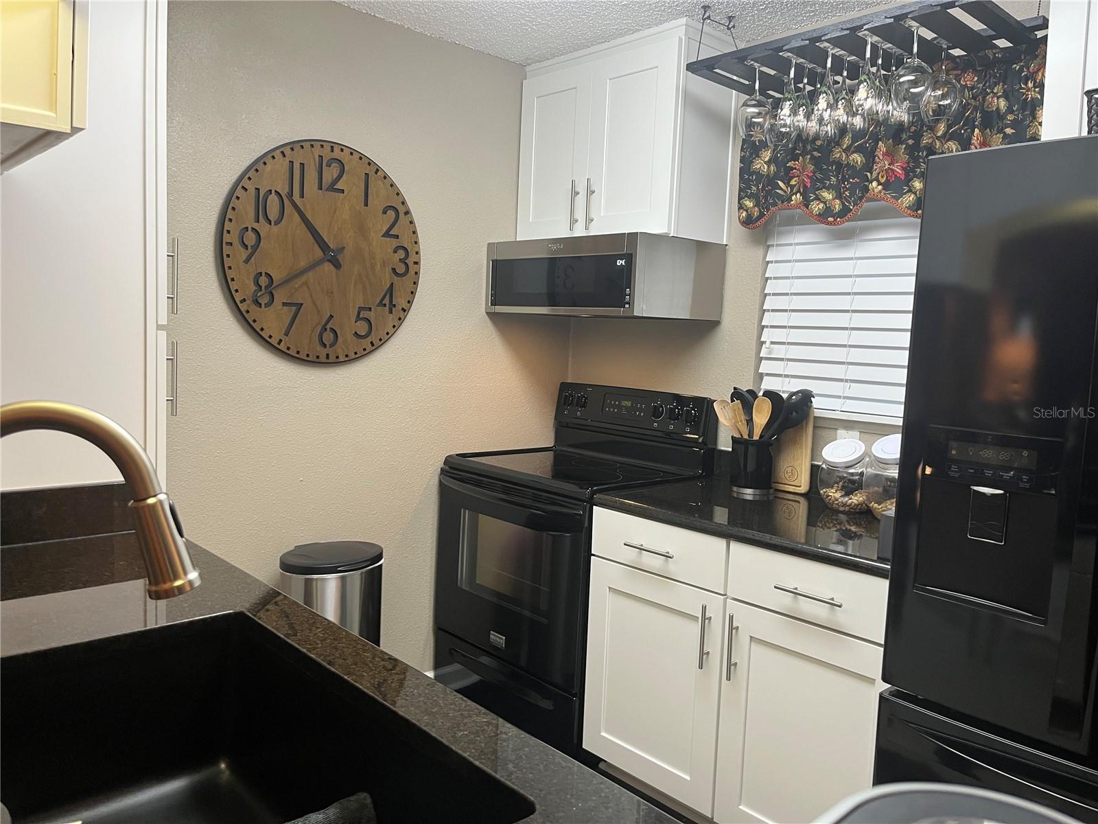 Image 10 of 92 For 2500 Winding Creek Boulevard B105
