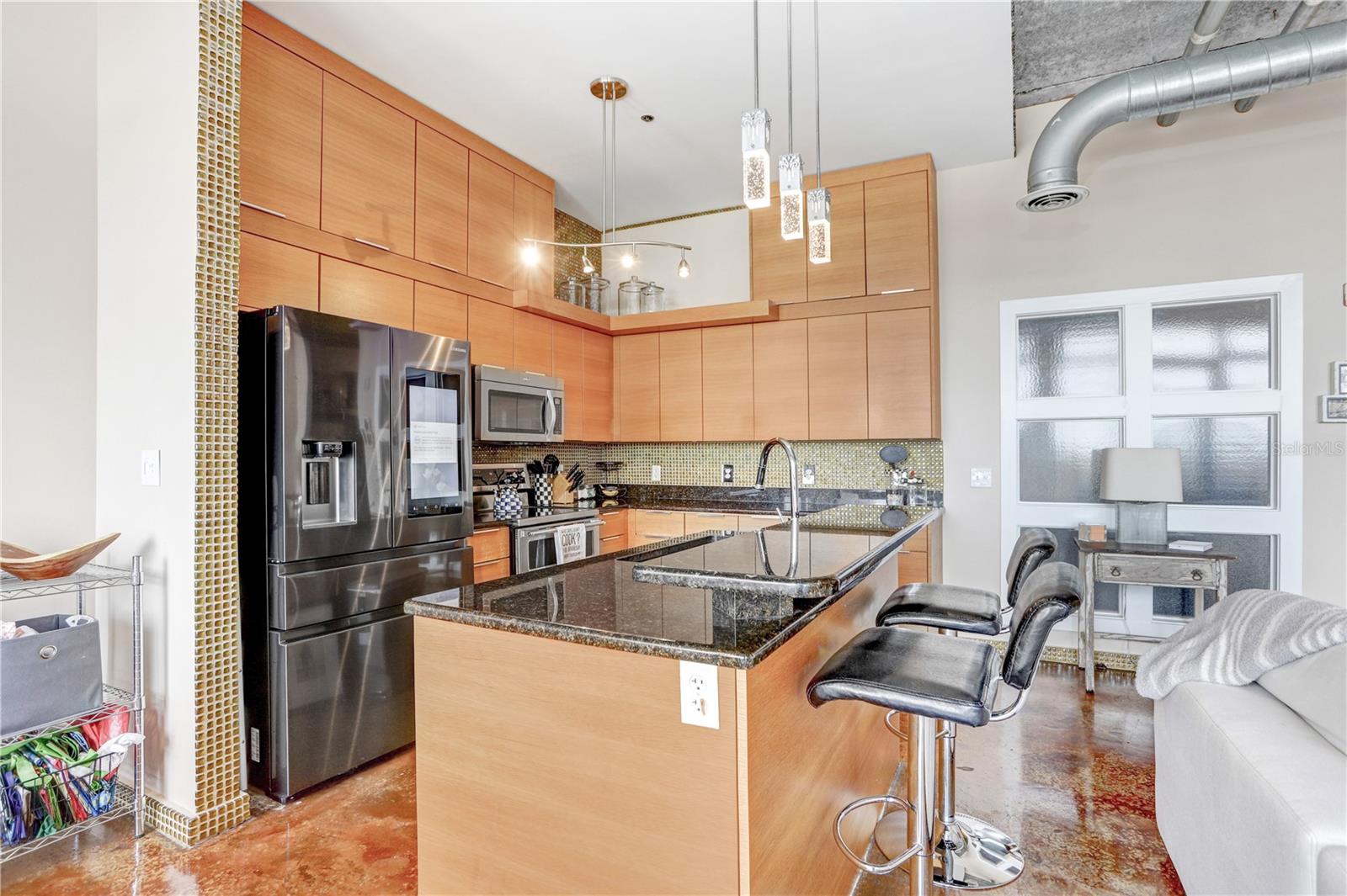 Image 11 of 32 For 175 2nd Street S 1014