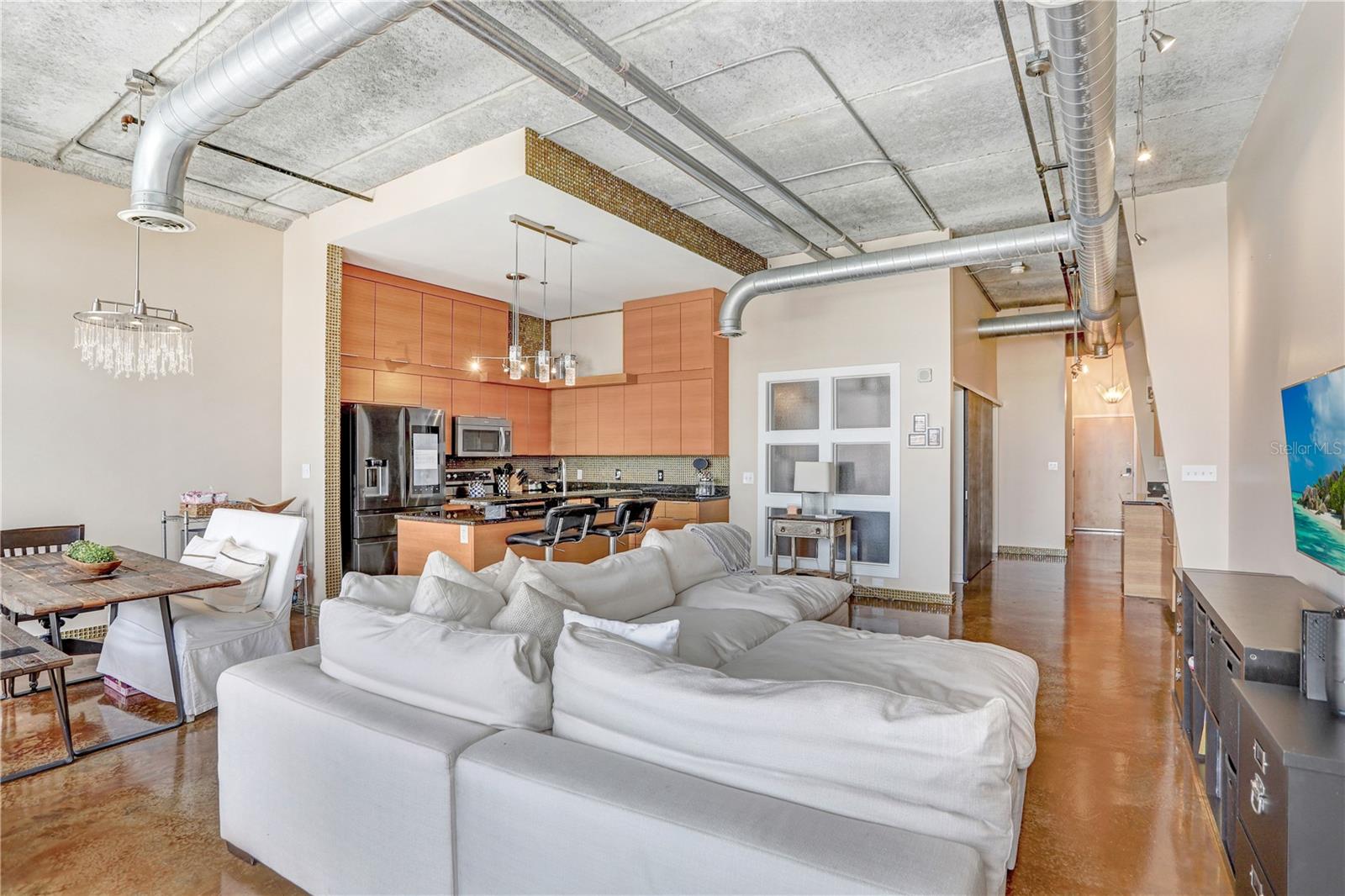 Image 6 of 32 For 175 2nd Street S 1014