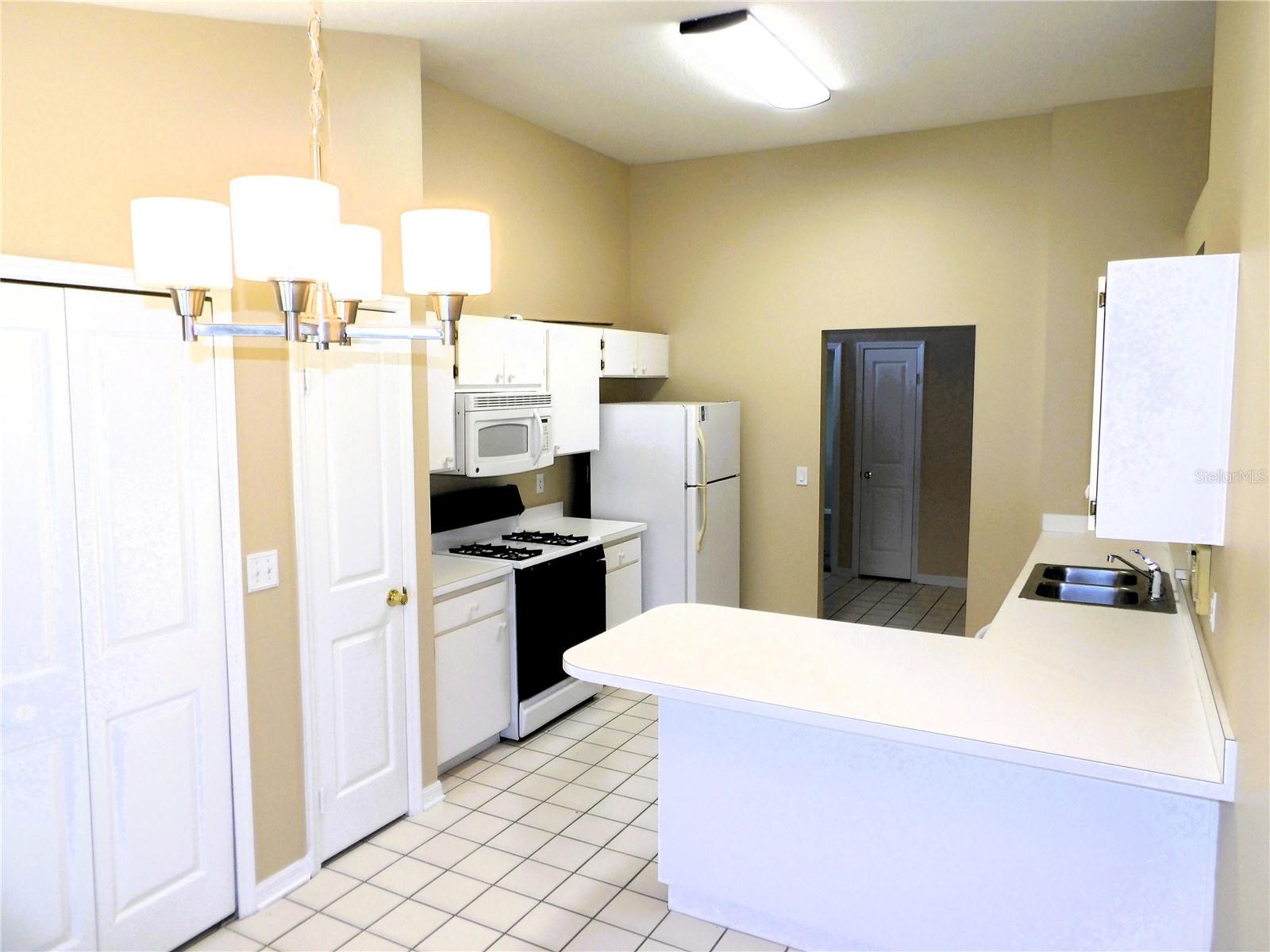 Image 5 of 18 For 1802 Durkee Place