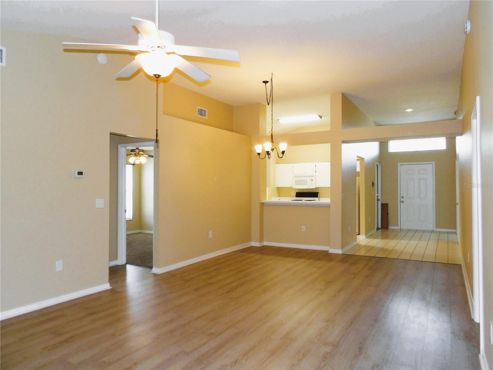 Image 7 of 18 For 1802 Durkee Place