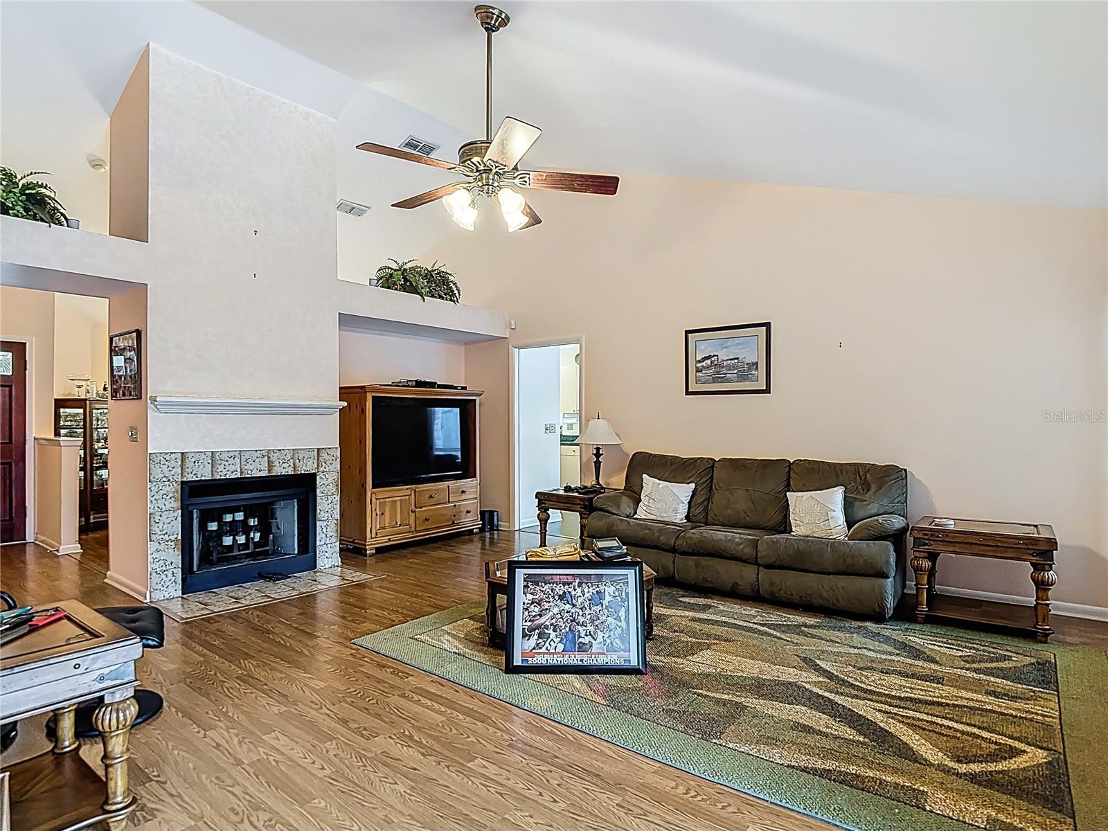Image 12 of 60 For 1906 White Cedar Way