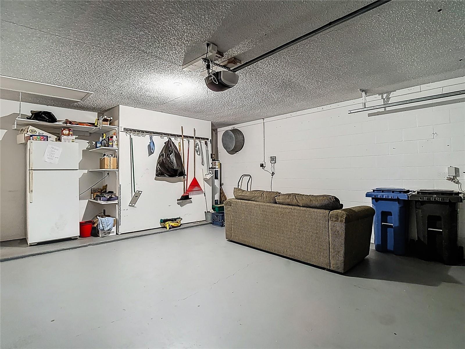 Image 40 of 60 For 1906 White Cedar Way