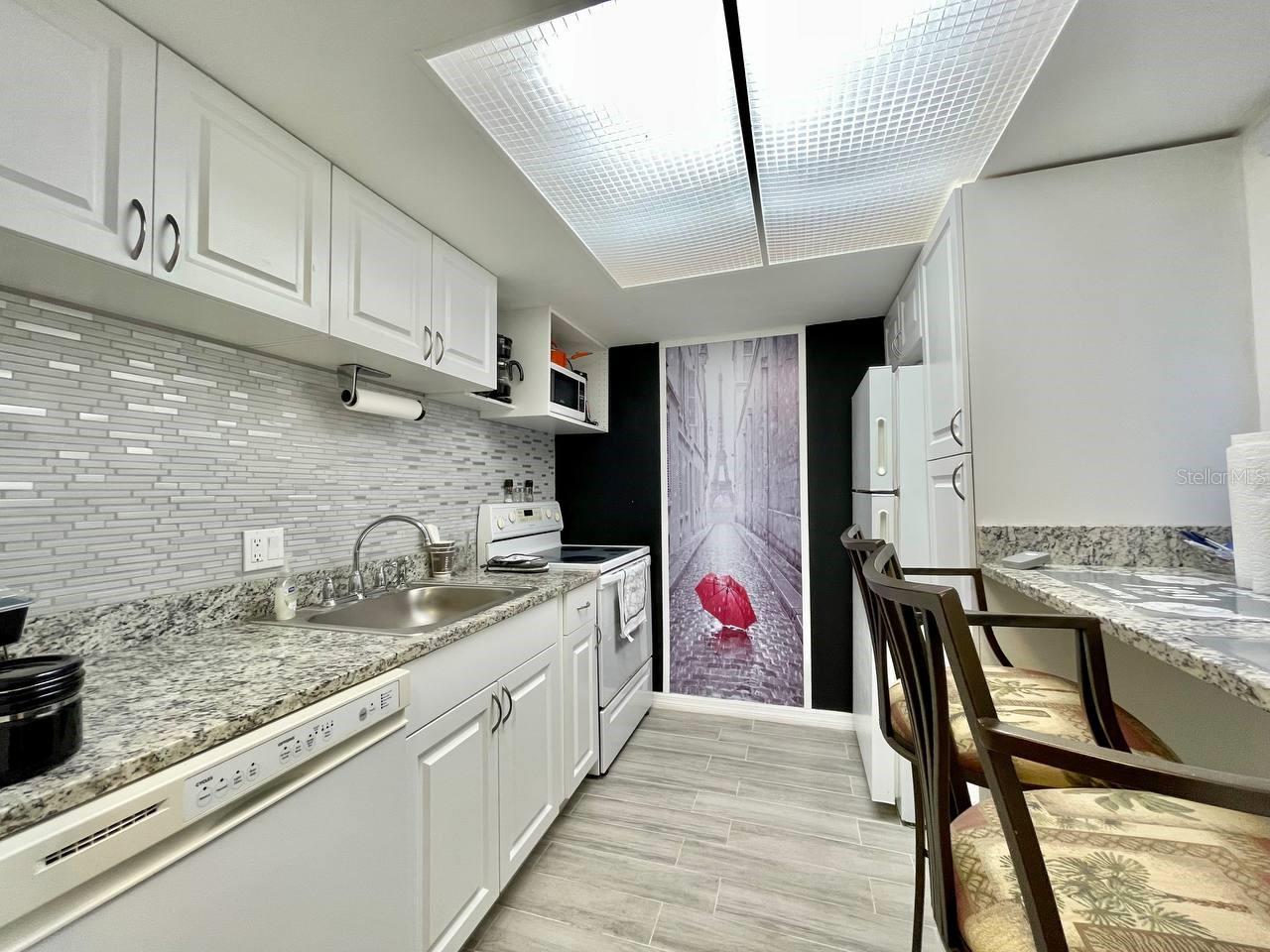 Image 2 of 14 For 6342 Newtown Circle 42a1