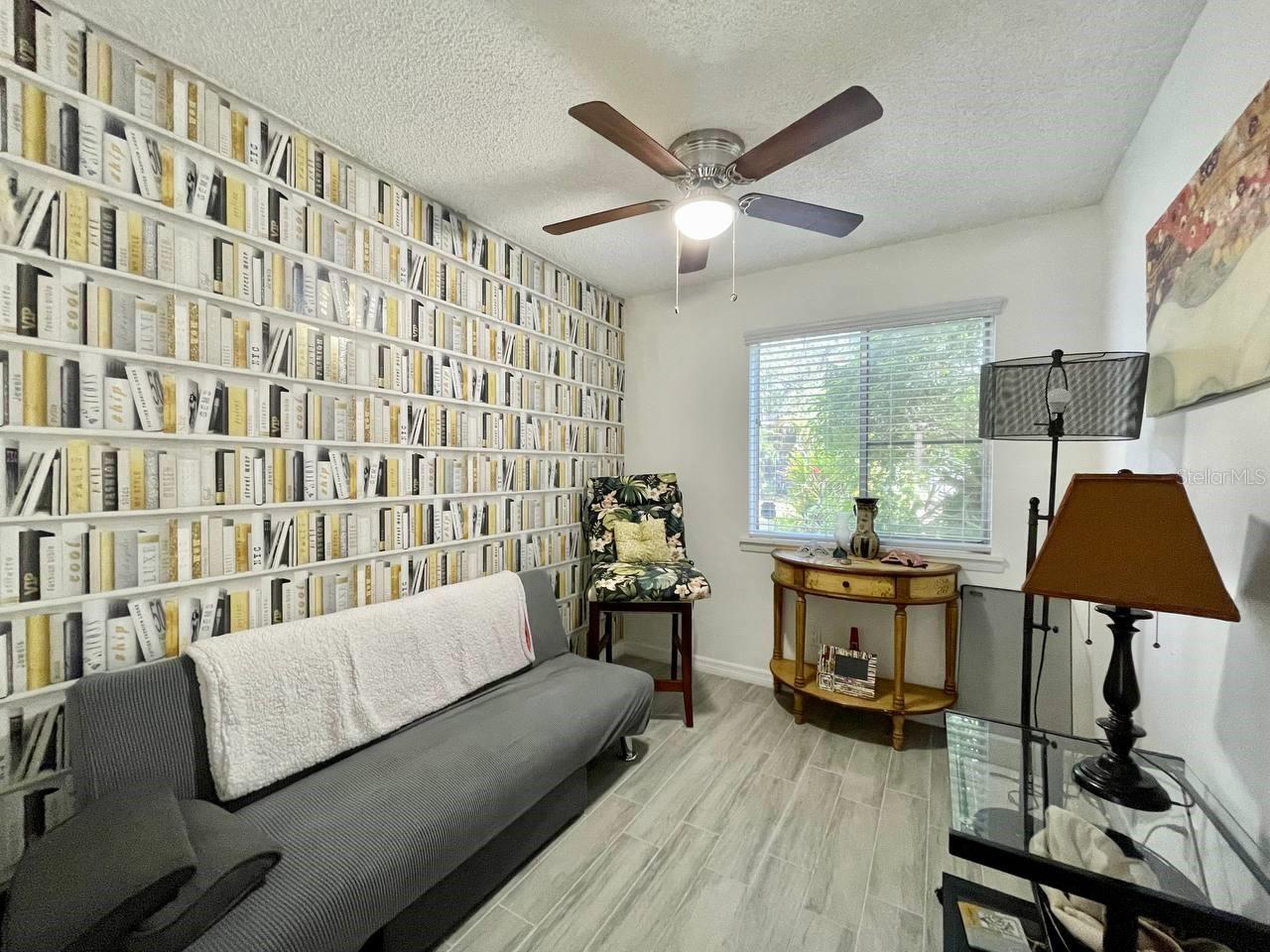 Image 8 of 14 For 6342 Newtown Circle 42a1