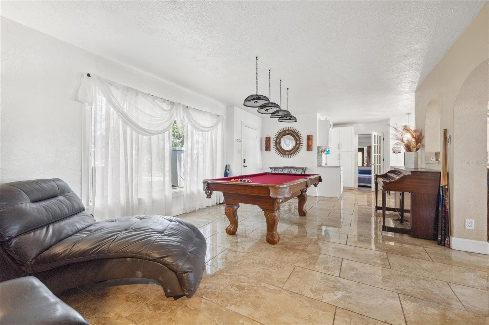 Listing photo id 21 for 10730 52nd Avenue N