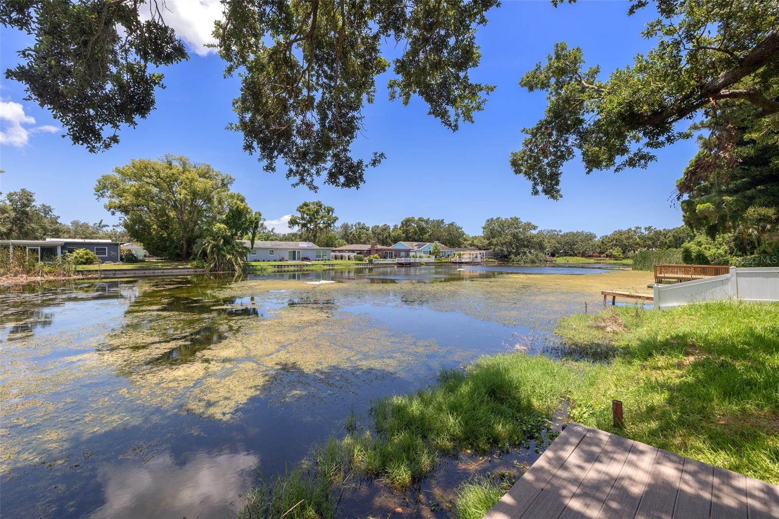 Listing photo id 33 for 10730 52nd Avenue N