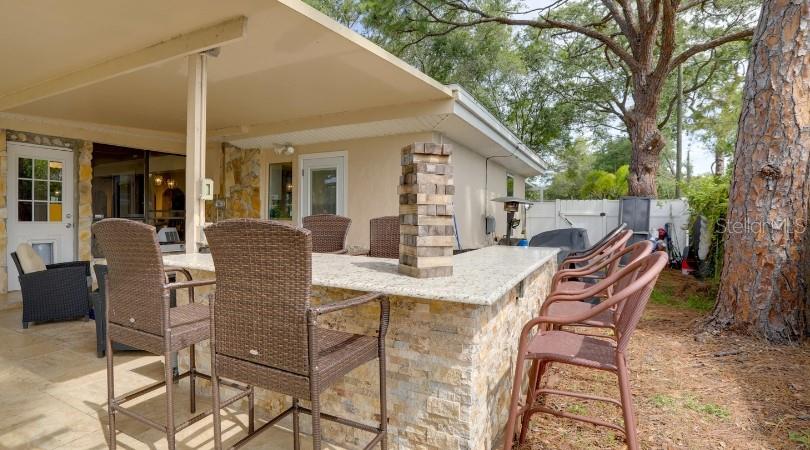 Listing photo id 36 for 10730 52nd Avenue N