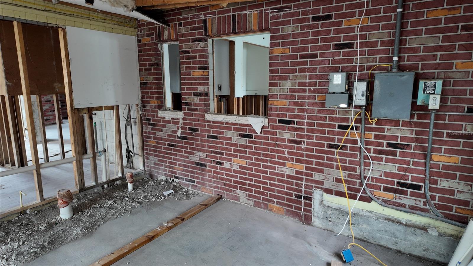 Image 21 of 45 For 8205 Tanglewood Lane