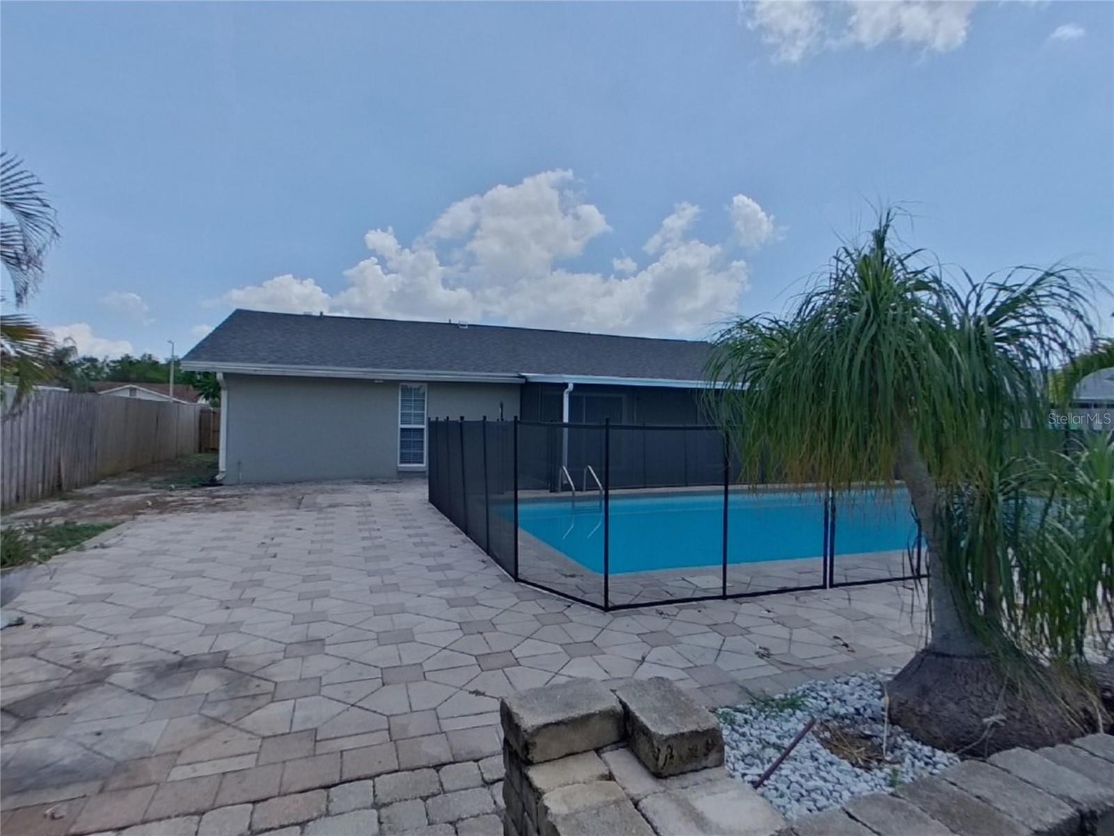 Image 18 of 19 For 2376 Millwood Lane