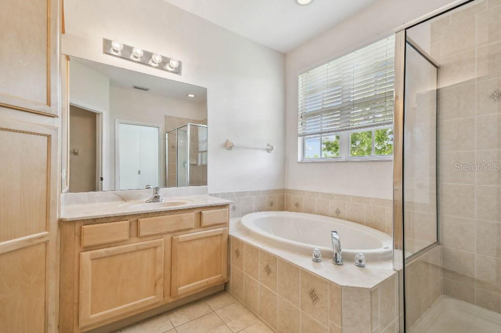 Image 22 of 39 For 14618 Mirabelle Vista Circle