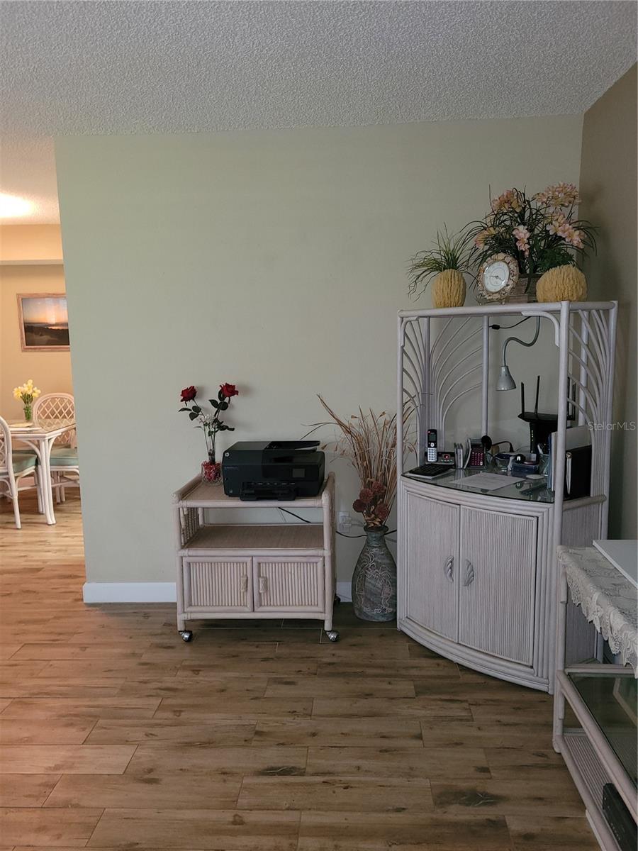 Image 7 of 19 For 2690 Coral Landings Boulevard 617