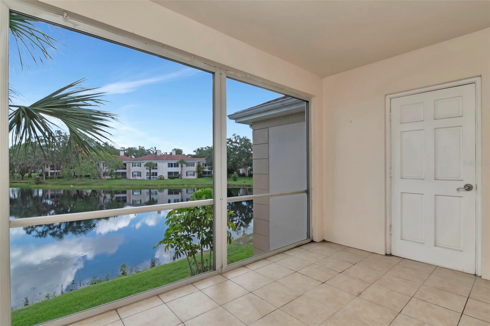 Image 10 of 51 For 10330 Carrollwood Lane 95