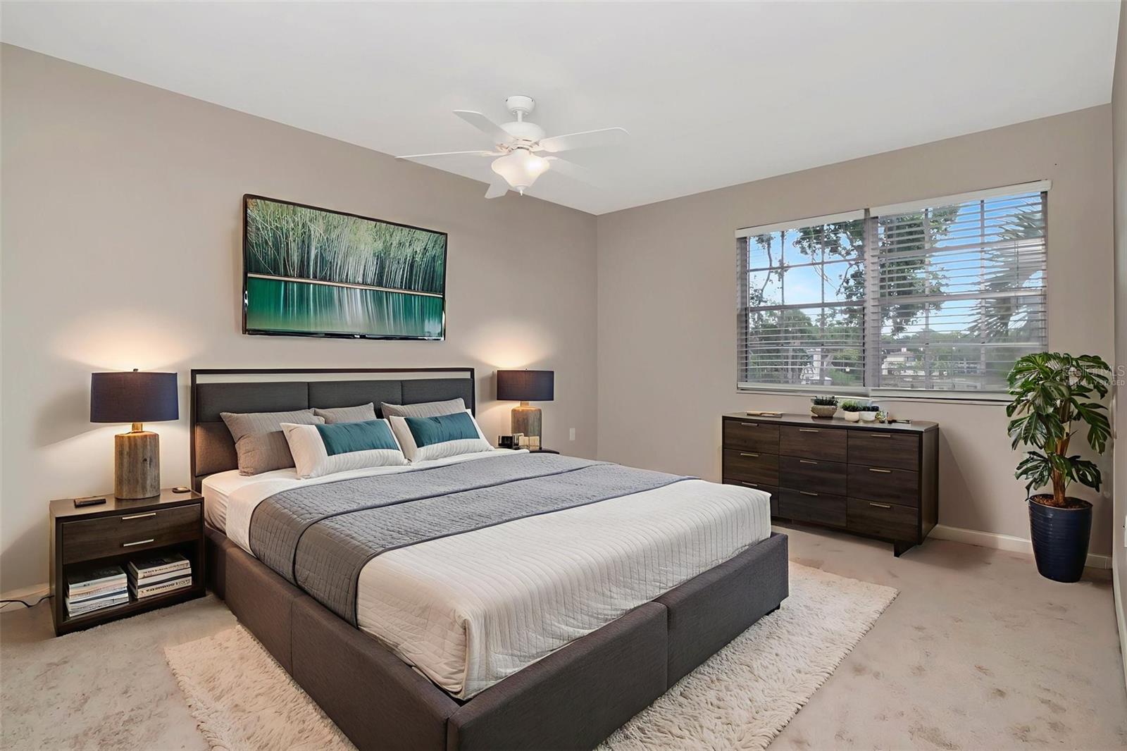 Image 21 of 51 For 10330 Carrollwood Lane 95