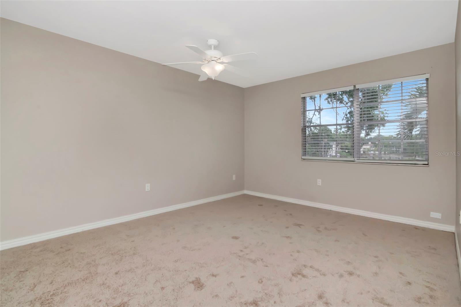 Image 22 of 51 For 10330 Carrollwood Lane 95