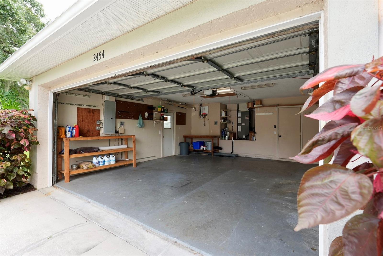 Listing photo id 28 for 2454 Shadecrest Road