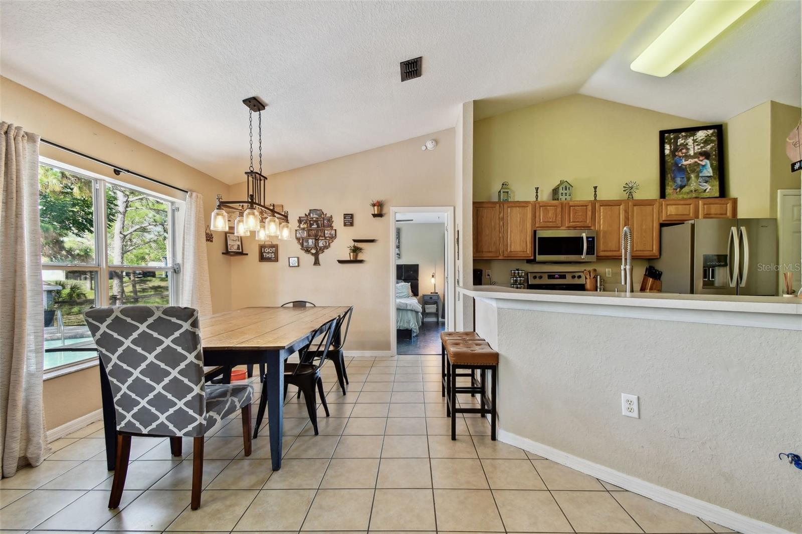 Image 11 of 70 For 13441 Barlington Street