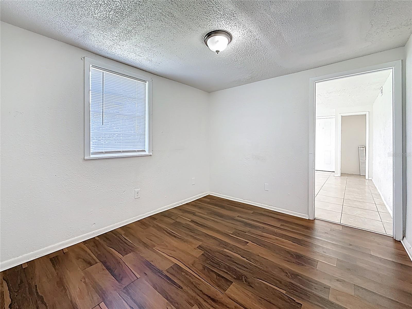 Image 48 of 70 For 1011 Newton Avenue S