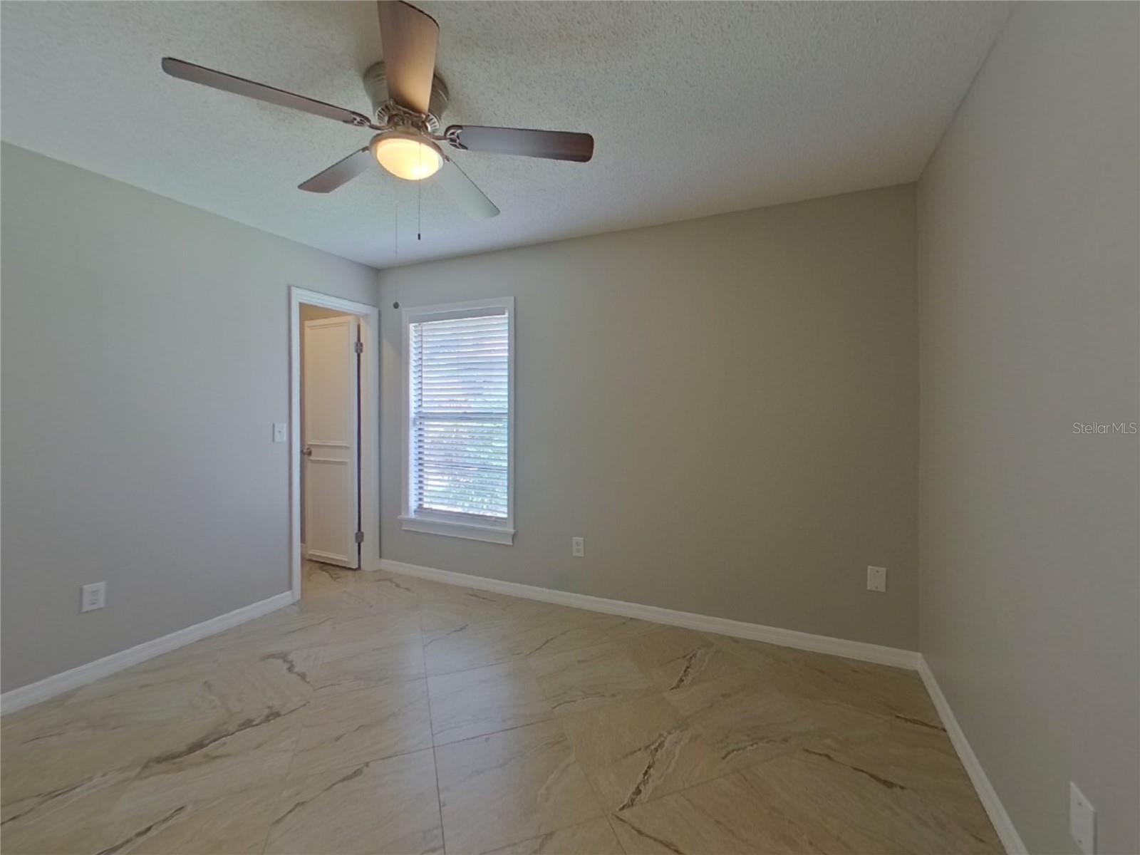 Image 18 of 25 For 9542 Pebble Glen Avenue