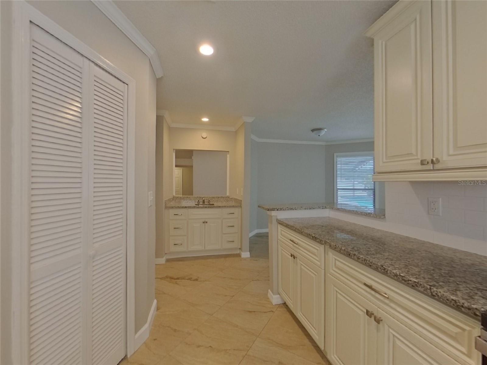 Image 8 of 25 For 9542 Pebble Glen Avenue