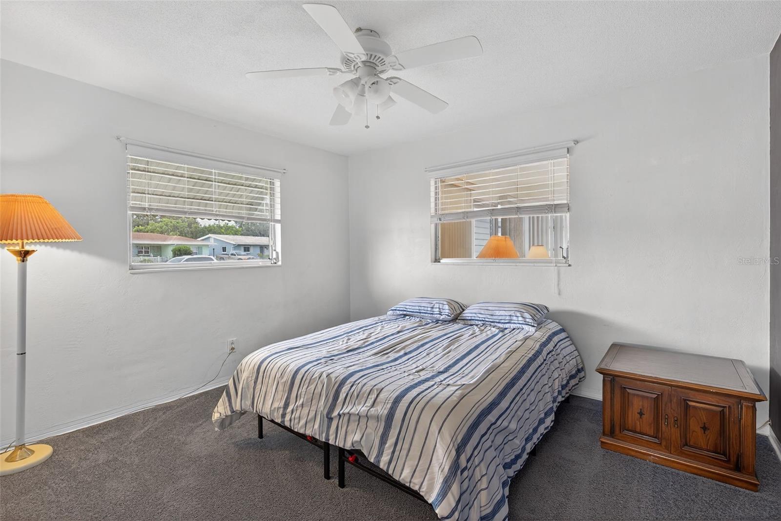 Image 16 of 33 For 9120 108th Street