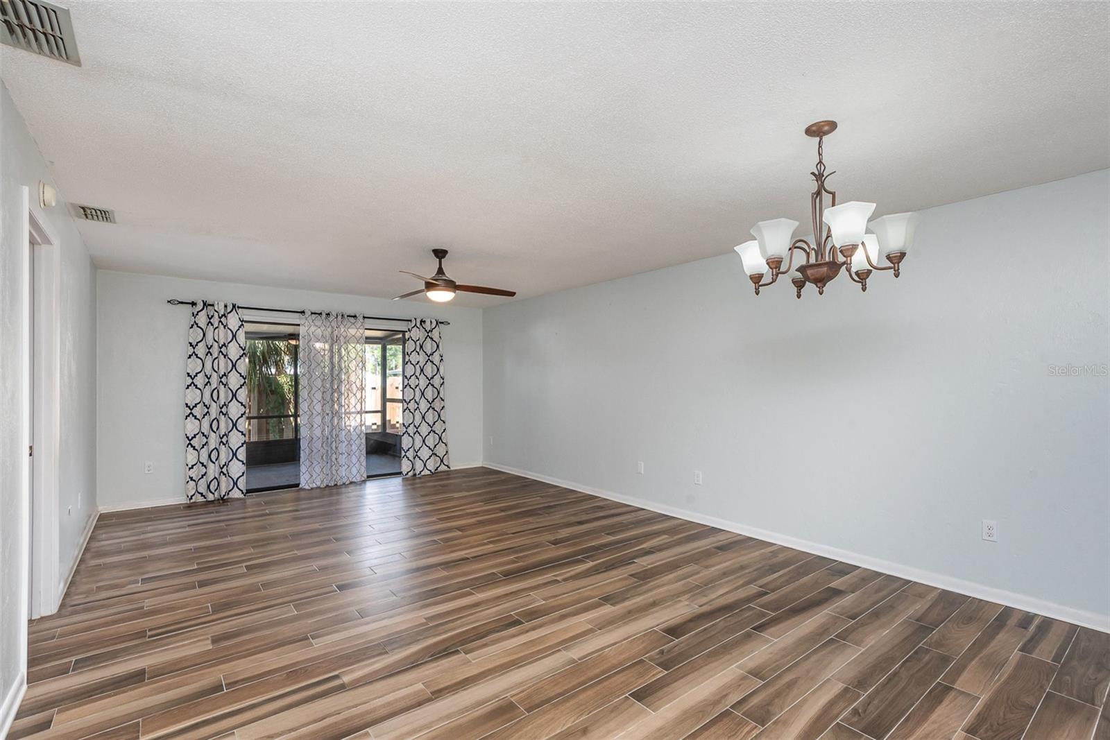 Image 10 of 29 For 89 Fremont Avenue 504