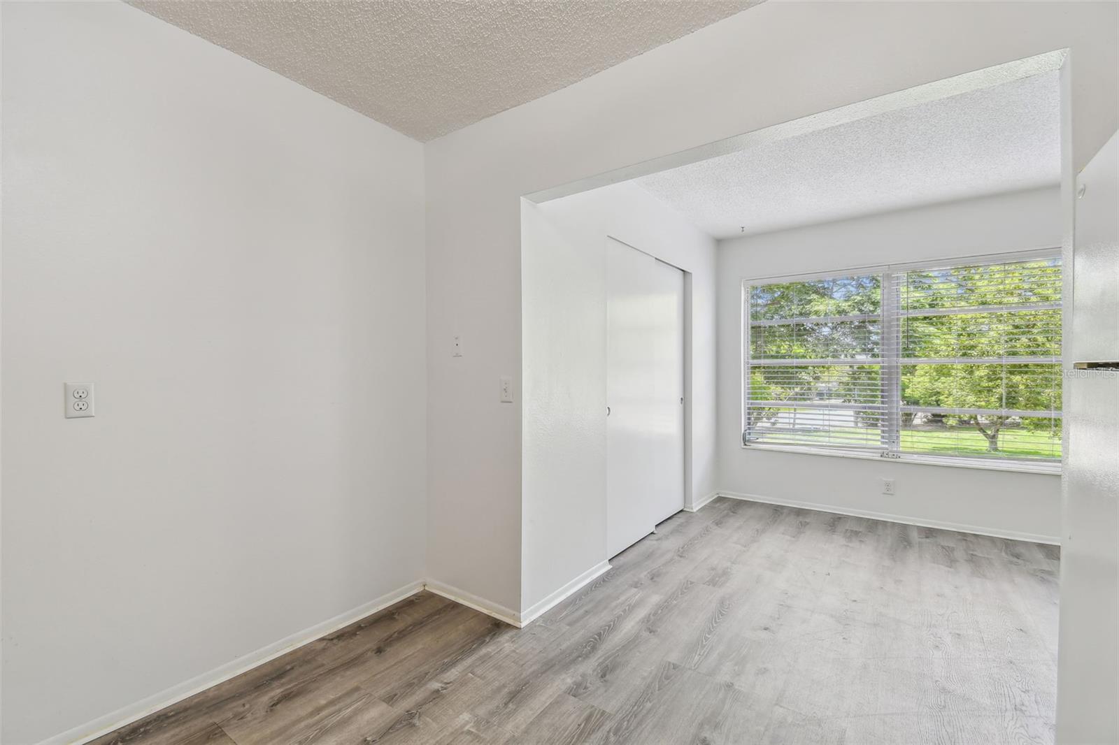 Image 15 of 55 For 2310 Denmark Street 34