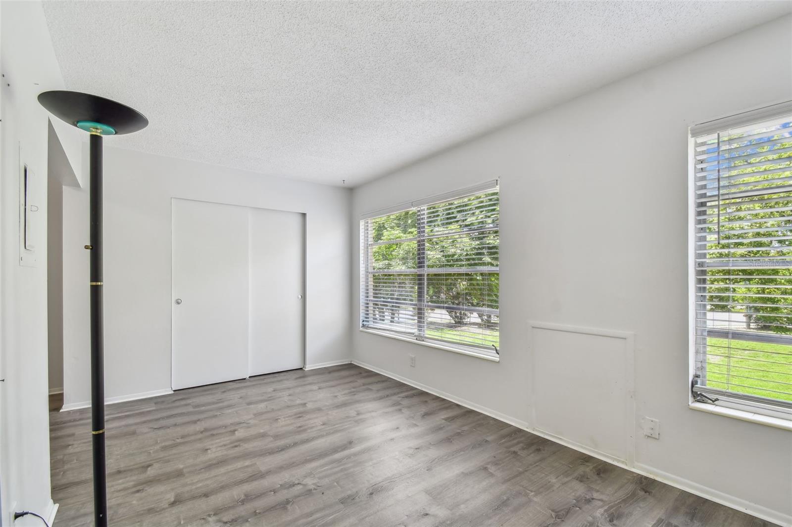 Image 19 of 55 For 2310 Denmark Street 34
