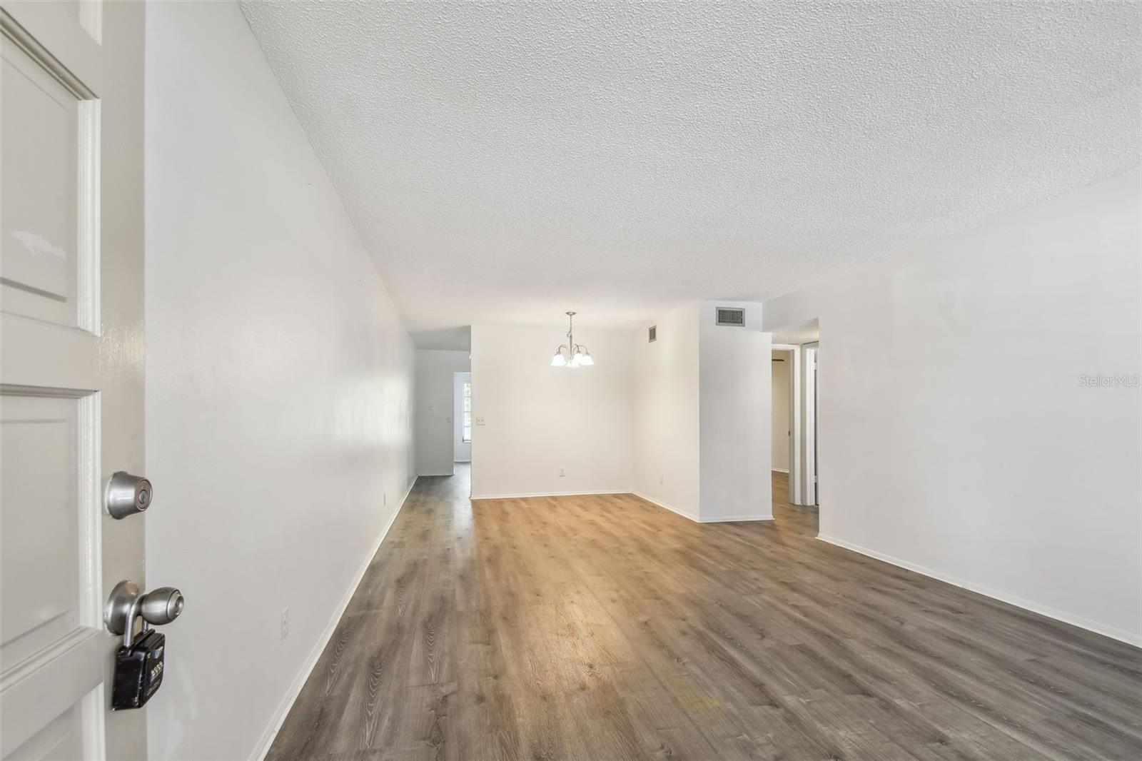 Image 4 of 55 For 2310 Denmark Street 34