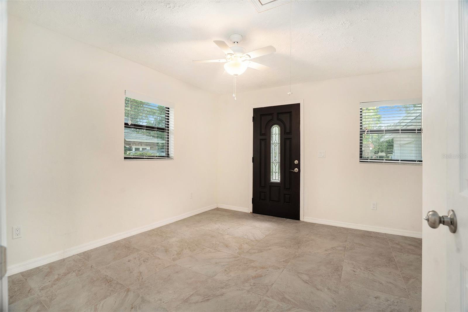 Image 22 of 33 For 13310 Golf Crest Circle