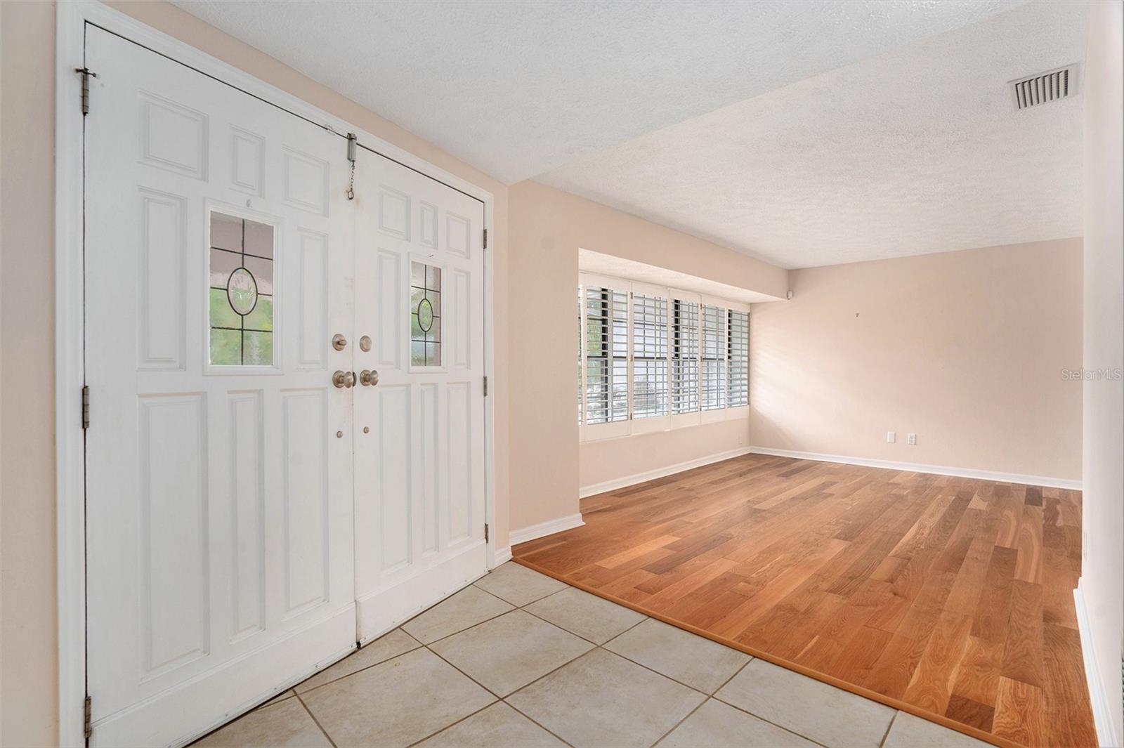 Image 6 of 33 For 13310 Golf Crest Circle