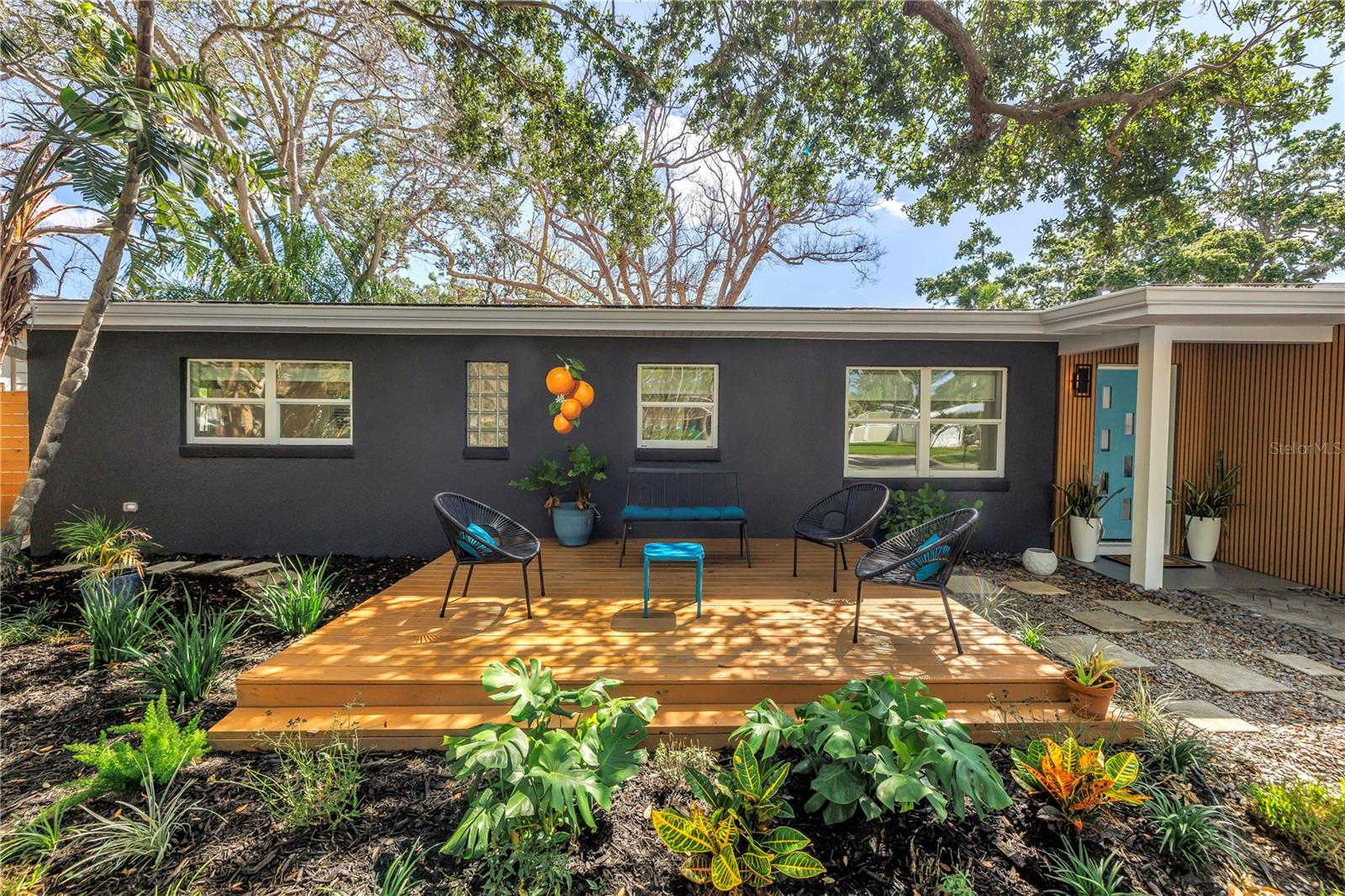 Image 3 of 57 For 412 Mira Vista Drive