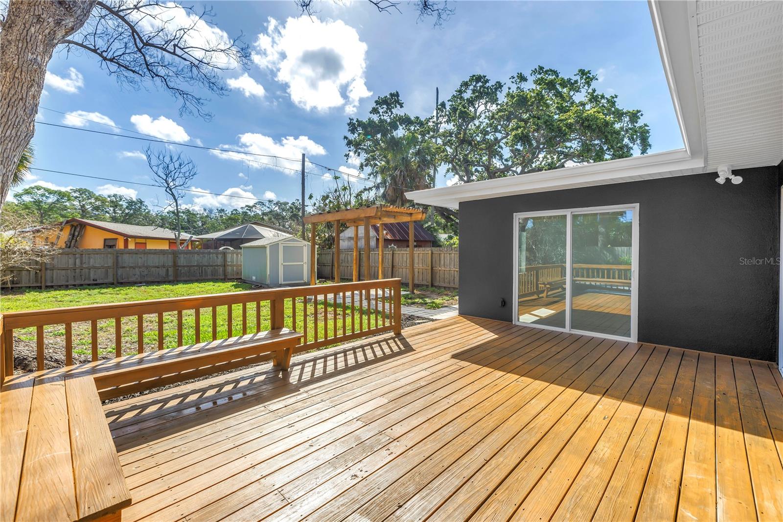 Image 47 of 57 For 412 Mira Vista Drive