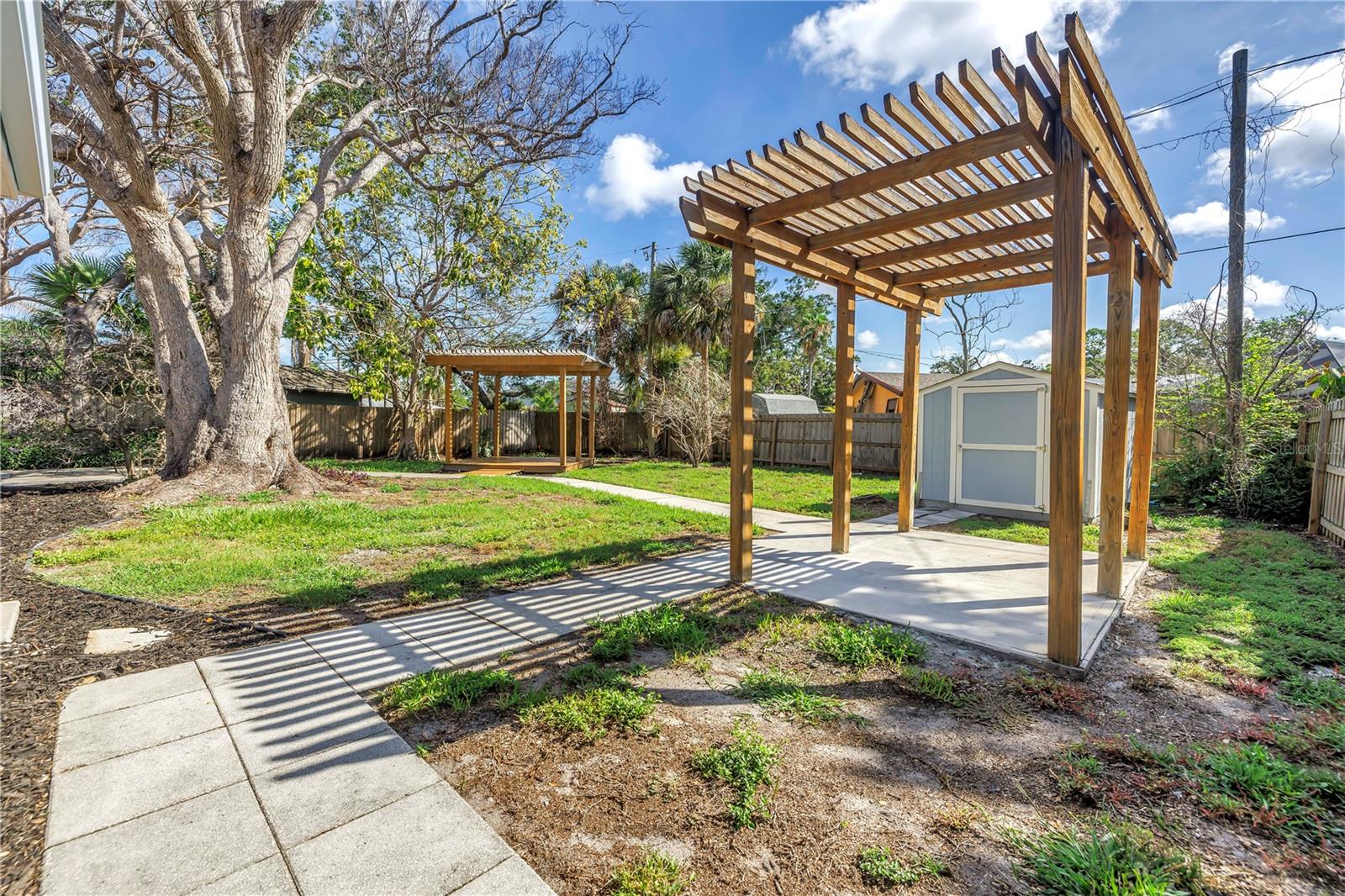 Image 54 of 57 For 412 Mira Vista Drive