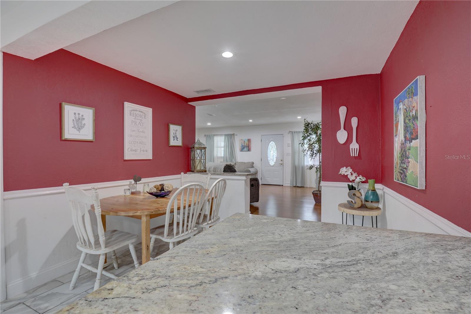 Image 14 of 32 For 3212 34th Avenue N